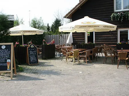 De Kruishoeve 's-hertogenbosch - ホテル 3*