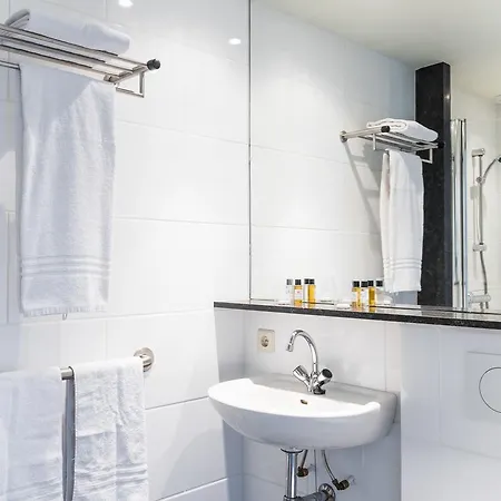 Hotel De Kruishoeve 'S-Hertogenbosch - Vught 3*